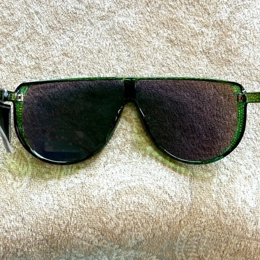 Brand New True Religion Mirrored Shield Aviator Sunglasses Green Frame